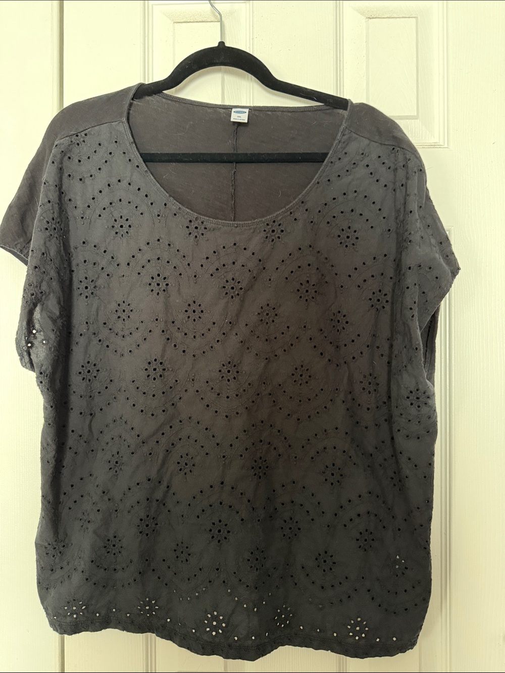 Old Navy Charcoal Eyelet Scoop Neck Short Sleeve Top